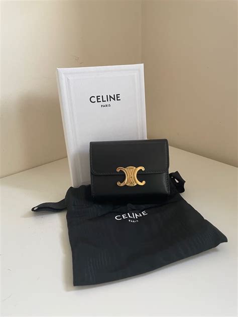 celine compact wallet with coin triomphe in shiny calfskin black|TRIOMPHE COMPACT WALLET IN SHINY CALFSKIN .